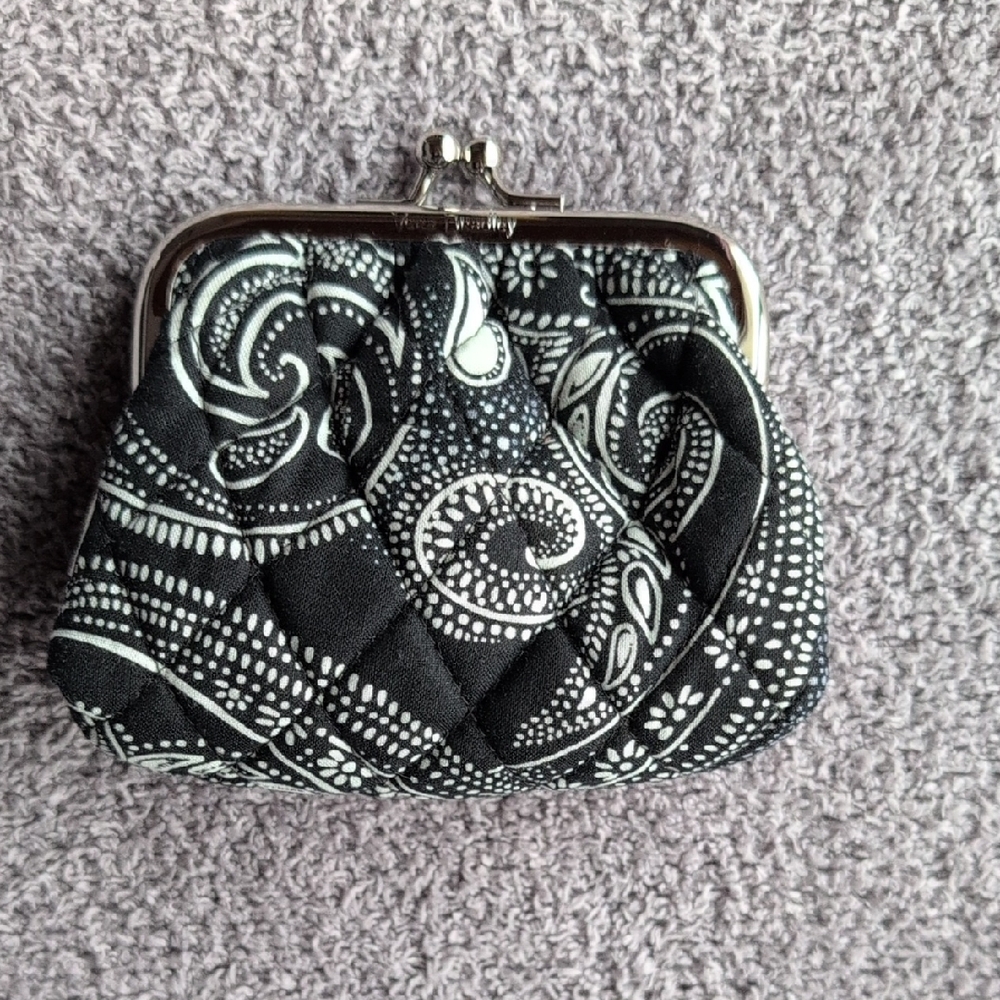 Vera Bradley Black And White Frame Pouch